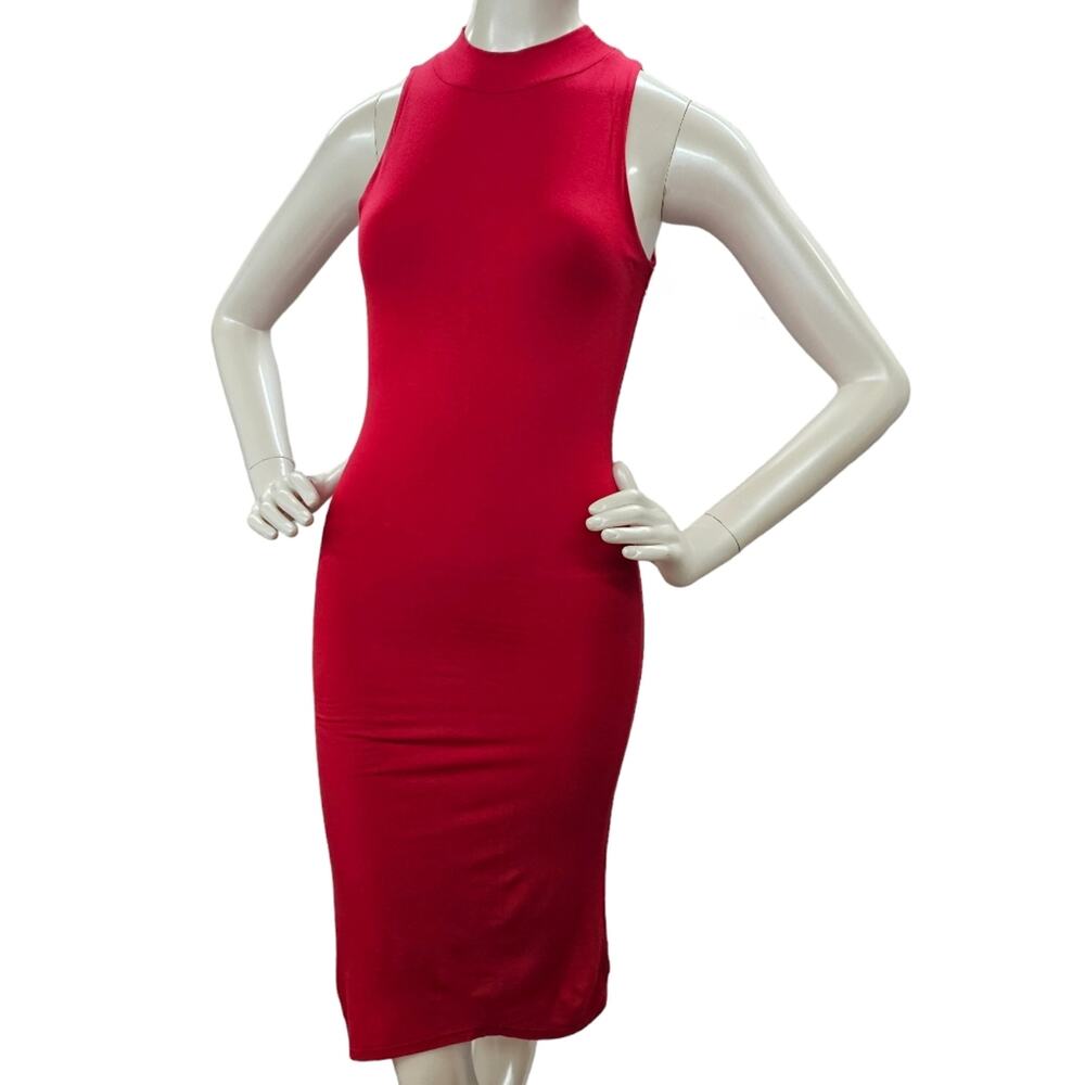 Velvet Torch Dress Womens Size Small Red Bodycon Sleeveless Fitted Knee Length